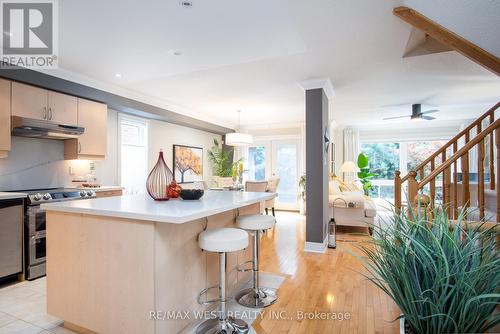 743 Craighurst Court, Pickering, ON - Indoor Photo Showing Kitchen