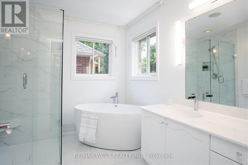 743 Craighurst Court, Pickering, ON - Indoor Photo Showing Bathroom