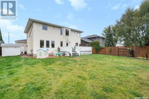 402 Laycoe Crescent, Saskatoon, SK - Outdoor With Backyard With Exterior