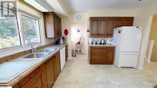 27 Adelaide Street, Minto (Harriston), ON - Indoor Photo Showing Kitchen With Double Sink