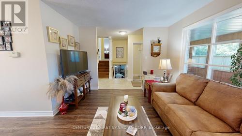 27 Adelaide Street, Minto (Harriston), ON - Indoor Photo Showing Living Room