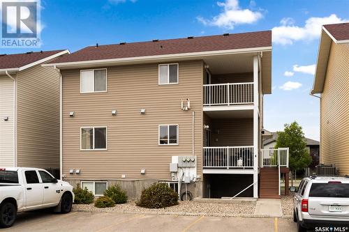 4 5004 James Hill Road, Regina, SK - Outdoor With Balcony With Exterior