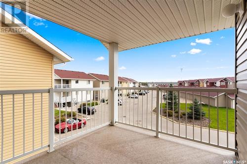 4 5004 James Hill Road, Regina, SK - Outdoor With Balcony With Exterior