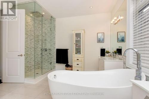 112 Headwind Boulevard, Vaughan, ON - Indoor Photo Showing Bathroom