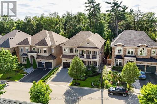 112 Headwind Boulevard, Vaughan, ON - Outdoor With Facade