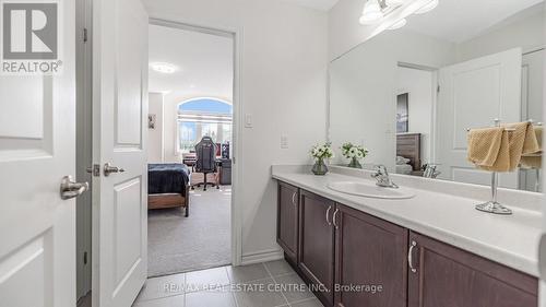 63 Flagg Avenue, Brant (Paris), ON - Indoor Photo Showing Bathroom