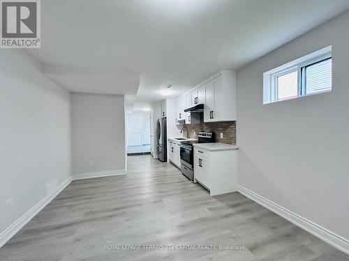 Lower - 54 Porritt Street, Barrie, ON - Indoor Photo Showing Kitchen