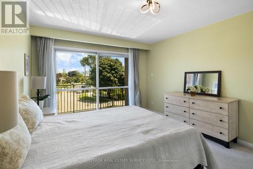 19 Terryellen Crescent, Toronto, ON - Indoor Photo Showing Bedroom