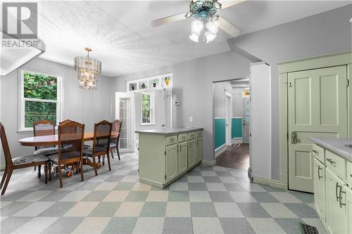 701 Boundary Road, Pembroke, ON - Indoor Photo Showing Dining Room