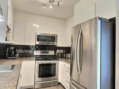 Kitchen - 290 Rue Des Roselins, Trois-Rivières, QC - Indoor Photo Showing Kitchen