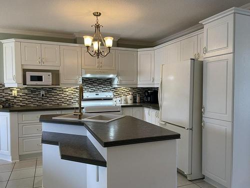 Kitchen - 71 Rue Gabrielle-Roy, Gatineau (Gatineau), QC - Indoor Photo Showing Kitchen