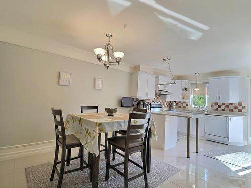 Dining room - 6749 Rue Joseph-Édouard-Turcotte, Trois-Rivières, QC - Indoor Photo Showing Dining Room