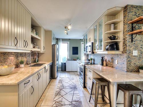 Cuisine - 772 Rue Galbrand, Laval (Sainte-Dorothée), QC - Indoor Photo Showing Kitchen With Double Sink