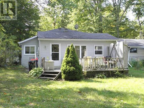 6209 London Road, Lambton Shores (Kettle Point), ON - Outdoor With Deck Patio Veranda