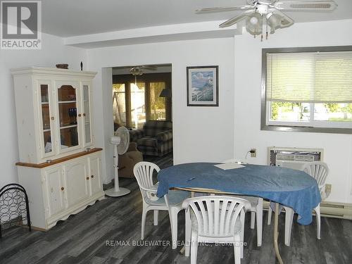 6209 London Road, Lambton Shores (Kettle Point), ON - Indoor Photo Showing Dining Room