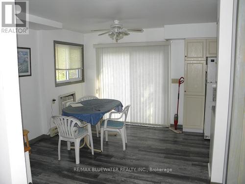 6209 London Road, Lambton Shores (Kettle Point), ON - Indoor Photo Showing Dining Room