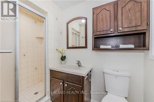 98 Keats Walk, Waterloo, ON - Indoor Photo Showing Bathroom