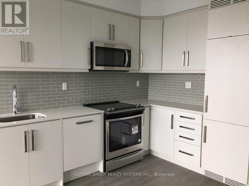 1601 - 5180 Yonge Street, Toronto, ON - Indoor Photo Showing Kitchen With Upgraded Kitchen