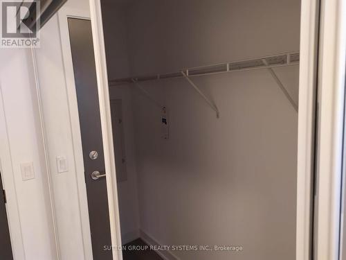 1601 - 5180 Yonge Street, Toronto, ON - Indoor With Storage