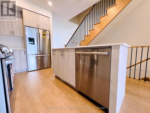 1820 Donald Cousens Parkway, Markham, ON - Indoor Photo Showing Kitchen With Stainless Steel Kitchen