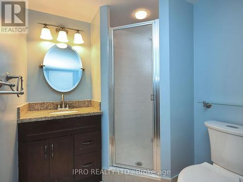 Ph3 - 75 King Street E, Mississauga (Cooksville), ON - Indoor Photo Showing Bathroom