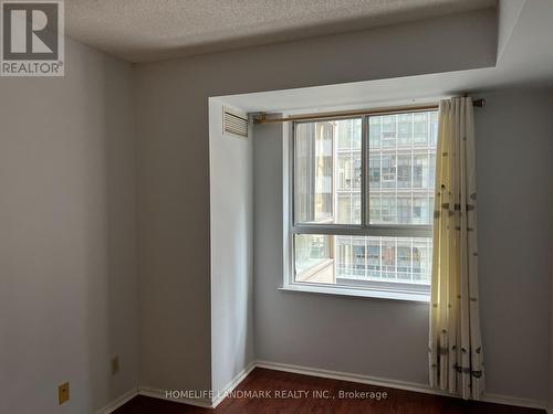 811 - 44 Gerrard Street W, Toronto, ON - Indoor Photo Showing Other Room