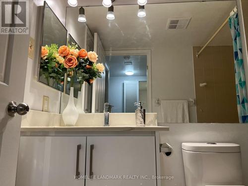 811 - 44 Gerrard Street W, Toronto, ON - Indoor Photo Showing Bathroom