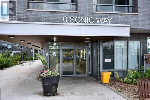 402 - 6 Sonic Way, Toronto (Flemingdon Park), ON - Outdoor