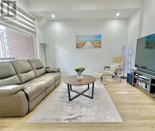 37 Benoit Street, Vaughan, ON - Indoor Photo Showing Living Room