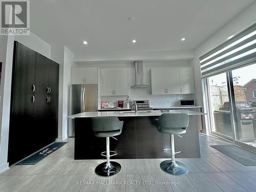 37 Benoit Street, Vaughan, ON - Indoor Photo Showing Kitchen With Stainless Steel Kitchen With Upgraded Kitchen