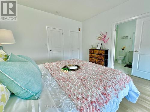 37 Benoit Street, Vaughan, ON - Indoor Photo Showing Bedroom