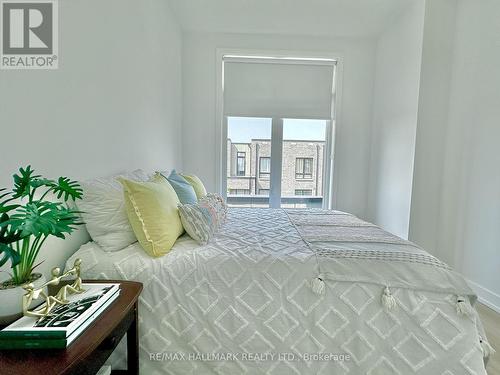 37 Benoit Street, Vaughan, ON - Indoor Photo Showing Bedroom