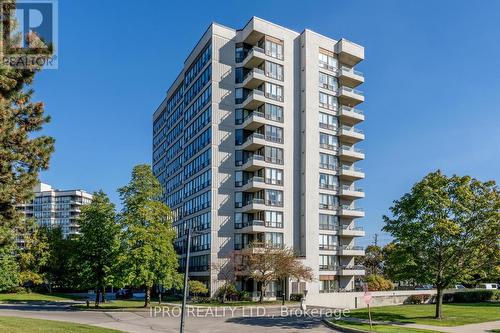 307 - 12 Laurelcrest Street, Brampton, ON - Outdoor With Facade