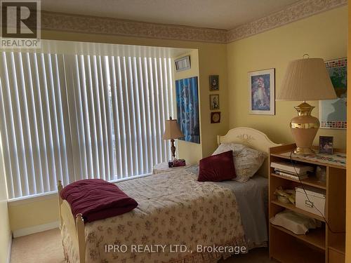 307 - 12 Laurelcrest Street, Brampton (Queen Street Corridor), ON - Indoor Photo Showing Bedroom