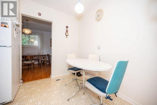 11 Avon Road, Deep River, ON - Indoor Photo Showing Dining Room