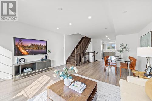 2671 Deputy Minister Path, Oshawa (Windfields), ON - Indoor Photo Showing Living Room