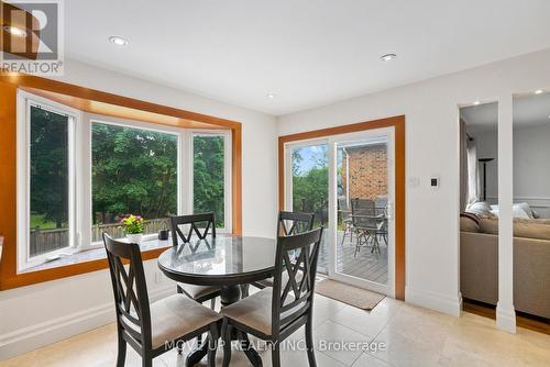 21 Gaby Court, Richmond Hill, ON - Indoor Photo Showing Dining Room