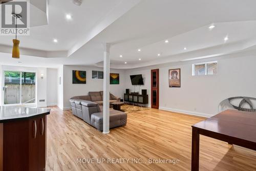 21 Gaby Court, Richmond Hill (North Richvale), ON - Indoor