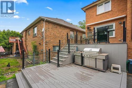 21 Gaby Court, Richmond Hill, ON - Outdoor With Exterior