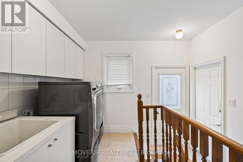 21 Gaby Court, Richmond Hill, ON - Indoor Photo Showing Laundry Room