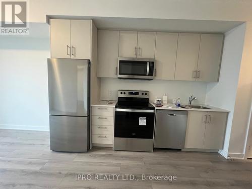 608 - 1440 Clarriage Court, Milton, ON - Indoor Photo Showing Kitchen