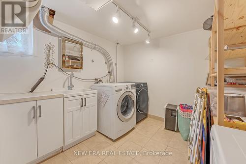 18 West Wareside Road, Toronto, ON - Indoor Photo Showing Laundry Room