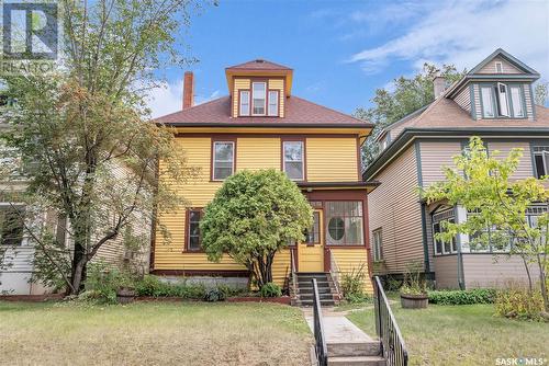 108 8Th Street E, Saskatoon, SK - Outdoor