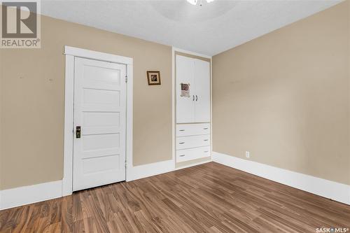 108 8Th Street E, Saskatoon, SK - Indoor Photo Showing Other Room