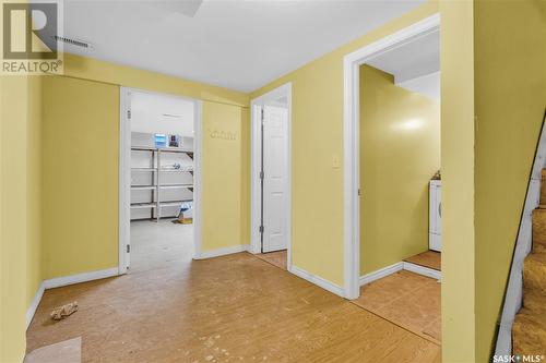 108 8Th Street E, Saskatoon, SK - Indoor Photo Showing Other Room