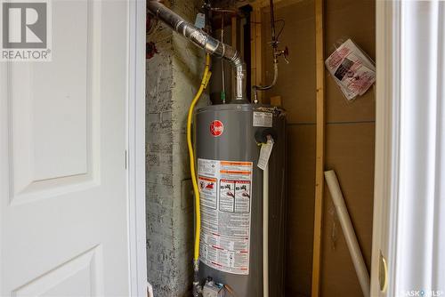 108 8Th Street E, Saskatoon, SK - Indoor Photo Showing Basement