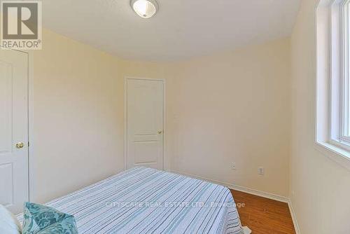 209 Queen Mary Drive, Brampton, ON - Indoor Photo Showing Bedroom