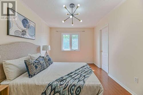 209 Queen Mary Drive, Brampton, ON - Indoor Photo Showing Bedroom