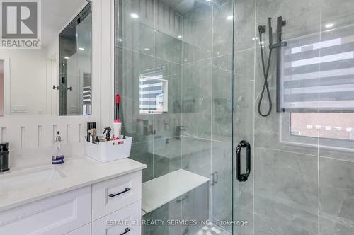 68 Ponymeadow Way, Brampton, ON - Indoor Photo Showing Bathroom