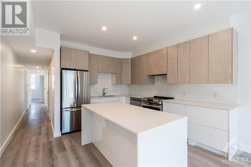 288 Duncairn Avenue, Ottawa, ON - Indoor Photo Showing Kitchen